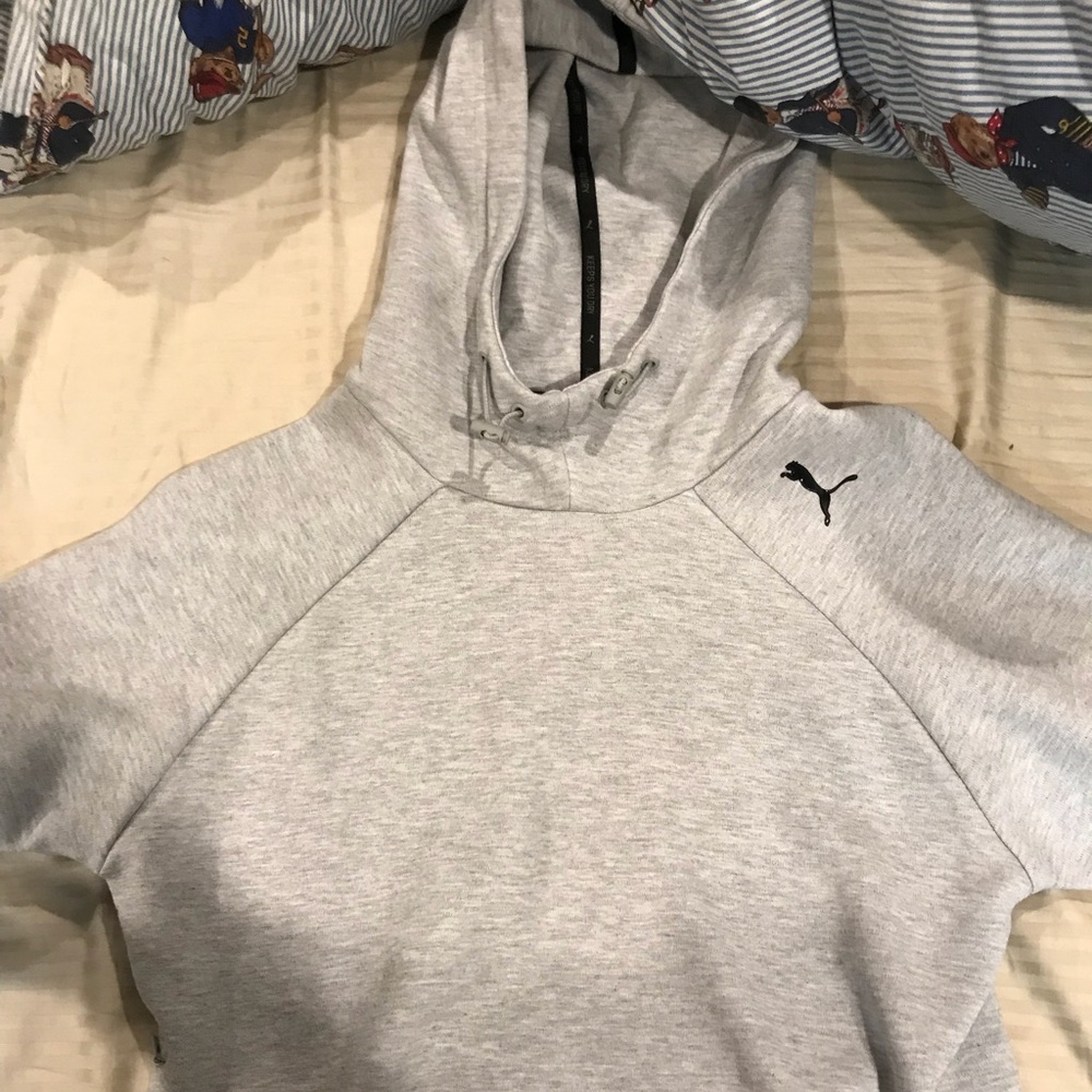 Puma athletic sweatshirt